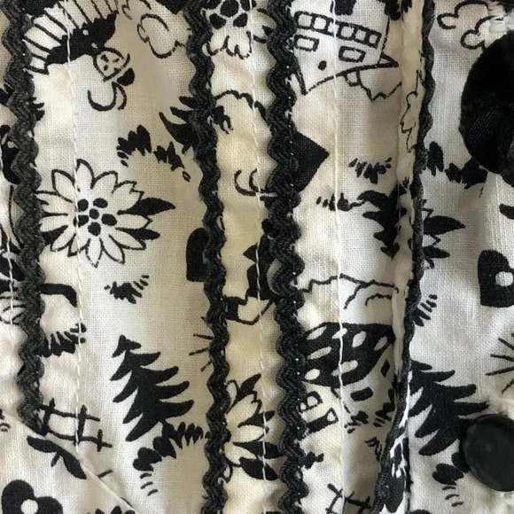 Graff Vintage Modest Black Prairie Print Tuck Print Blouse With Tie - Picture 4 of 7